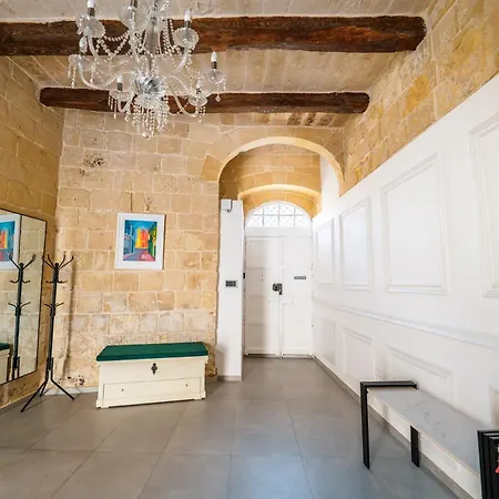 Stylish Malta Village Retreat With Kids & Gym فيلة Żejtun