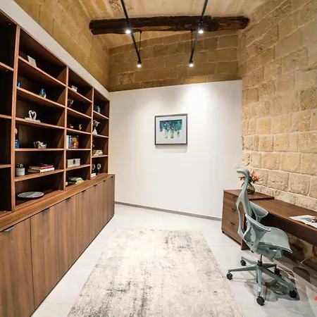 Stylish Malta Village Retreat With Kids & Gym Villa Zejtun