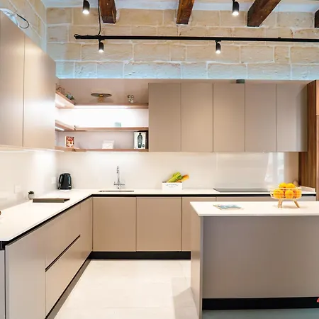 Villa Stylish Malta Family Retreat With Kids & Gym *