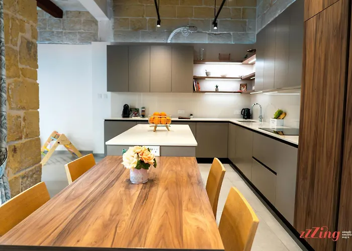 Stylish Malta Family Retreat With Kids & Gym Villa Żejtun