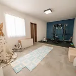 Stylish Malta Village Retreat With Kids & Gym Villa Żejtun