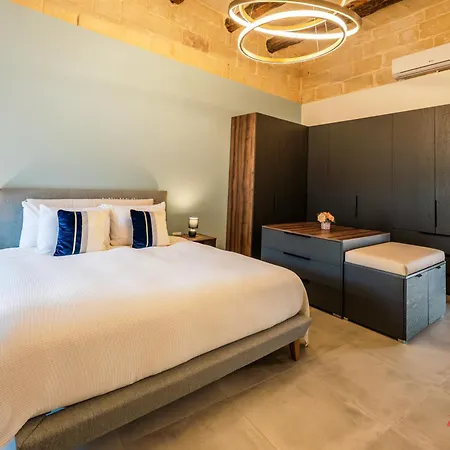 Stylish Malta Village Retreat With Kids & Gym Villa Zejtun