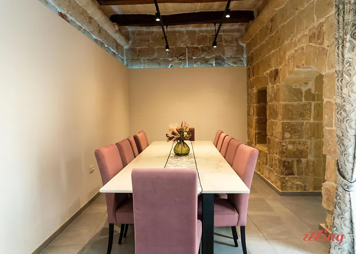 Stylish Malta Family Retreat With Kids & Gym Żejtun